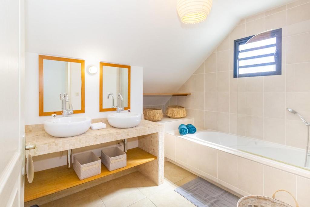 Salle de bains privative 2